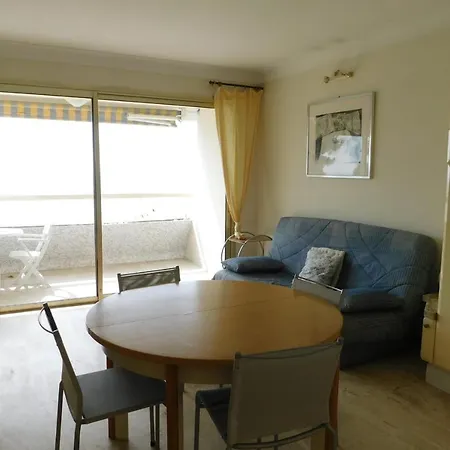 Splendid 2-bedroom 