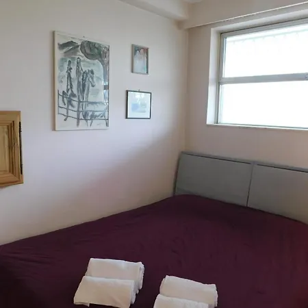 Splendid 2-bedroom 