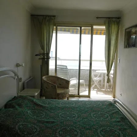 Splendid 2-bedroom 